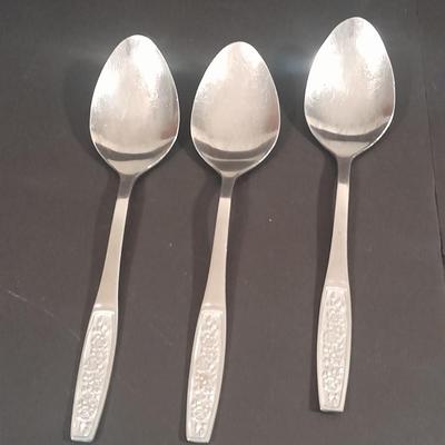 Customcraft stainless flatware with flower handles