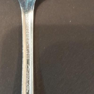 Oneida Deluxe, stainless flatware