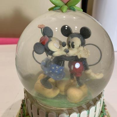 Disney Mickey and Minnie Mouse Water Globe  Cloudy