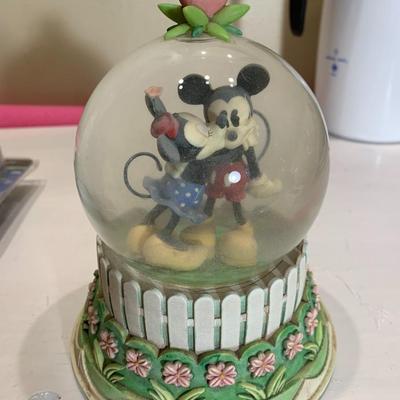 Disney Mickey and Minnie Mouse Water Globe  Cloudy