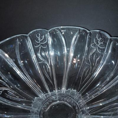 Block Crystal bowl 24% full lead crystal made in Czech Republic and vase with fake flowers
