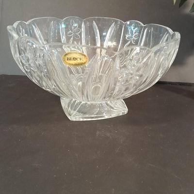 Block Crystal bowl 24% full lead crystal made in Czech Republic and vase with fake flowers