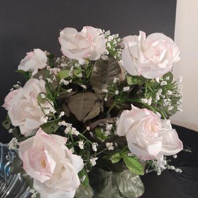 Block Crystal bowl 24% full lead crystal made in Czech Republic and vase with fake flowers