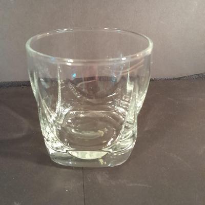 8 matching drinking glasses