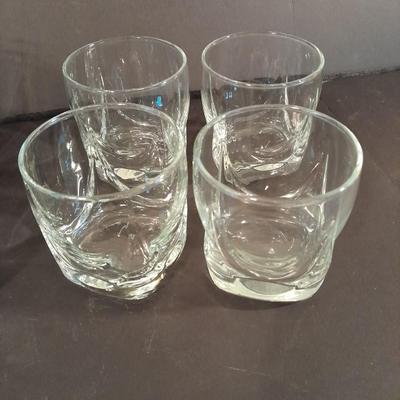 Set of 8 Drinking glasses