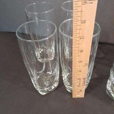 Set of 8 Drinking glasses