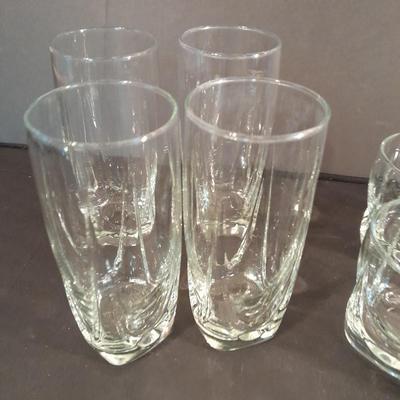 Set of 8 Drinking glasses