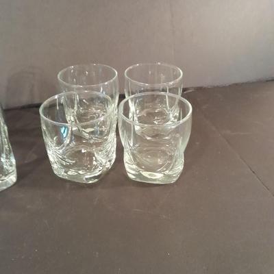 Set of 8 Drinking glasses