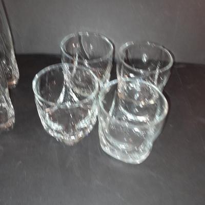 Set of 8 Drinking glasses
