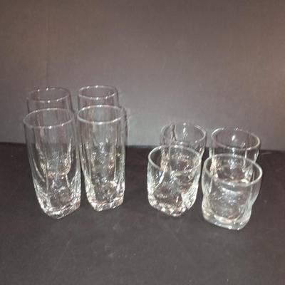 Set of 8 Drinking glasses
