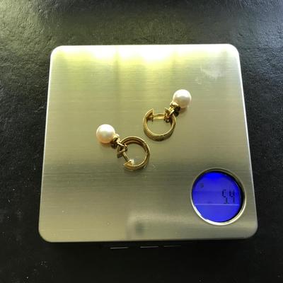 18KT GOLD EAR RINGS