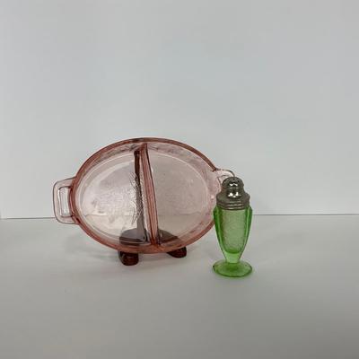 -161- URANIUM | Floral â€œPoinsettiaâ€ Jeanette Glass Co. | Divided Dish & Shaker