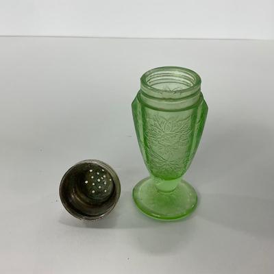-161- URANIUM | Floral â€œPoinsettiaâ€ Jeanette Glass Co. | Divided Dish & Shaker