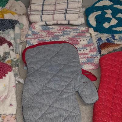 Kitchen Towels, hot pads, and a denim Sack organizer