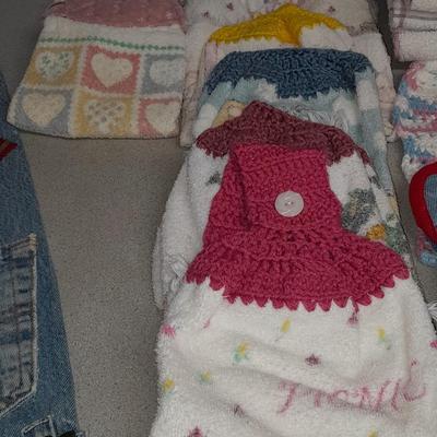 Kitchen Towels, hot pads, and a denim Sack organizer