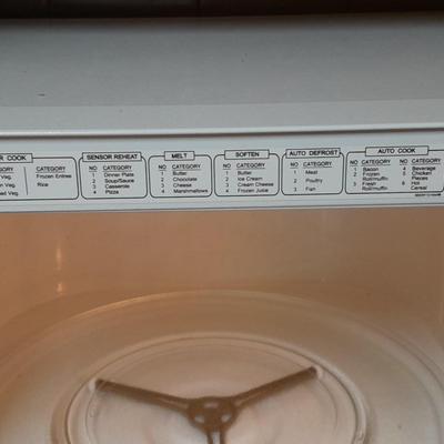 Working Kenmore Elite Microwave oven with quick touch sensor