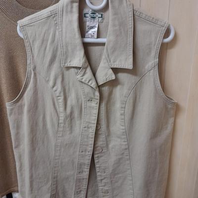 Women's tops and vests Large and XL Christopher Banks, Zenergy, Tanjay and more