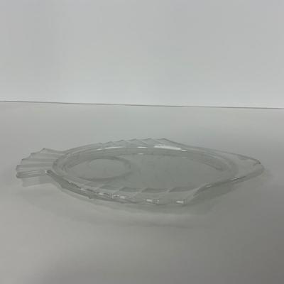 -179- GLASSWARE | Vintage Frosted Glass Fish Snack Appetizer Plates