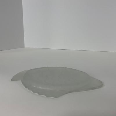 -179- GLASSWARE | Vintage Frosted Glass Fish Snack Appetizer Plates