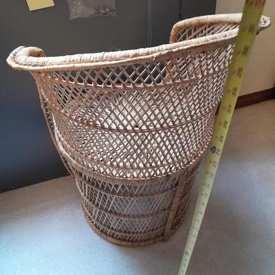 Vintage Mid Century Wicker Barrel Chair, Boho Wicker Arm, Peacock Chair with cushion