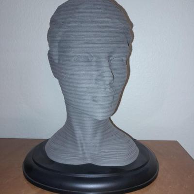 Milton Bradley 3D SCULPTURE The Eternal Woman Challenging Layer Puzzle with vintage straw hats
