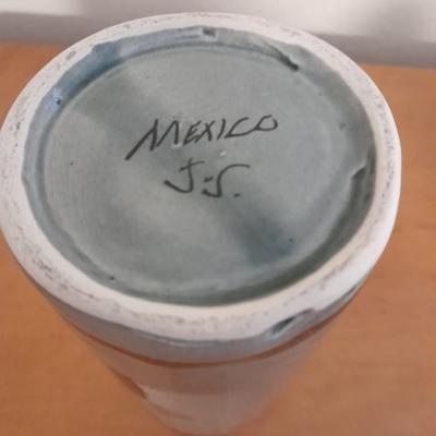 Two Mexico signed pottery vases.