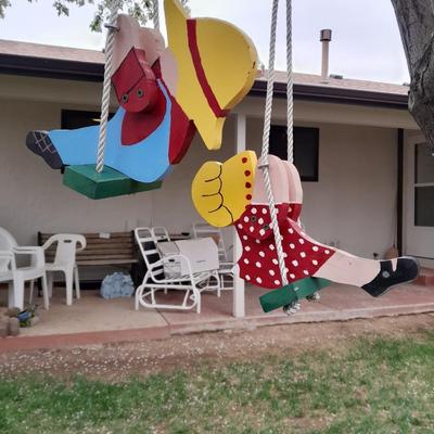 Patio & Home swinging man & woman yard decoration (1 of 3)