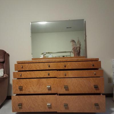 Mid Century Modern 8 drawer dresser with Mirror United Furniture Corp.