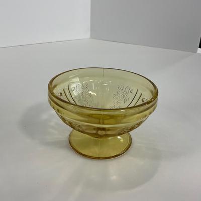 -198- GLASSWARE | Yellow Sharon Cabbage Rose Federal Glass Co. | Sherbets & Lidded Sugar