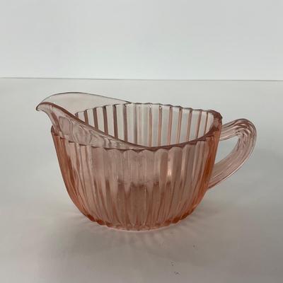 -204- GLASSWARE | Pink Anchor Hocking Queen Mary | Creamers