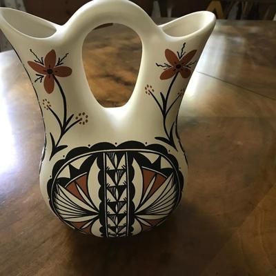 NATIVE AMERICAN VASE