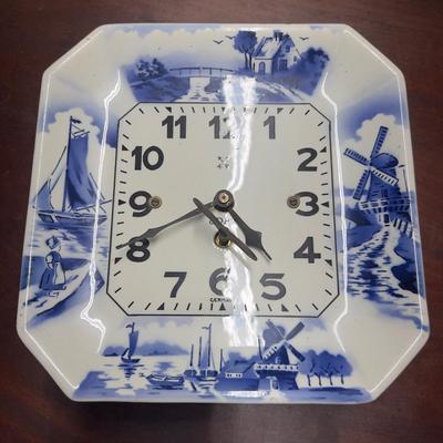 1582 Antique Delft 8 Day Clock