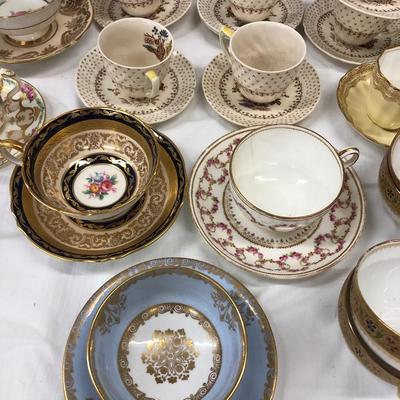 1585 Tea Party lot