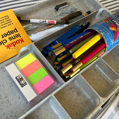Lot of note cards & Pens