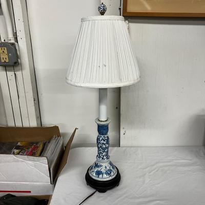 1588 Blue & White Oriental Candlestick Lamp