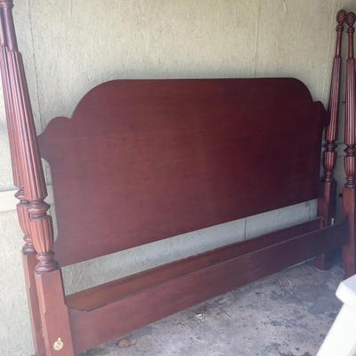 King 4 poster bed