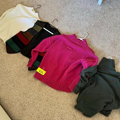 Vests & Sweaters
