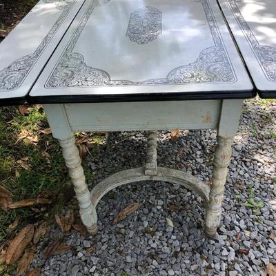 Porcelain table from the 1940â€™s?