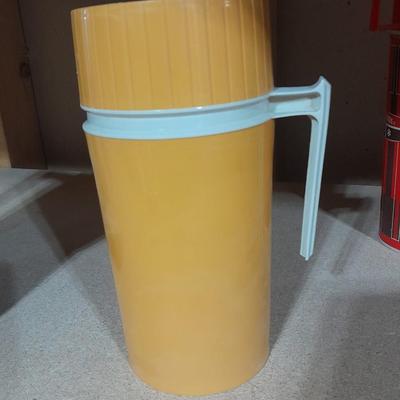 Two vintage Thermos' and a vintage General Electric Immersible brewer / perculator