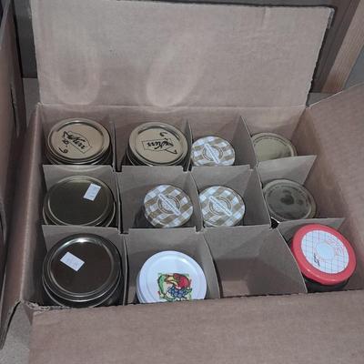 Jars, Canning jars, and clean empty jars with lids