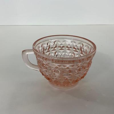 -209- GLASSWARE | Pink Holiday Buttons & Bows Jeanette Glass Co. | Cups & Saucers