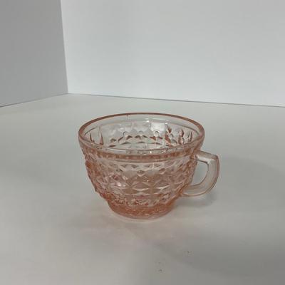 -209- GLASSWARE | Pink Holiday Buttons & Bows Jeanette Glass Co. | Cups & Saucers