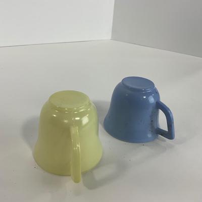 -210- GLASSWARE | Pastel Childrenâ€™s Set | Cups, Saucers, & Plates