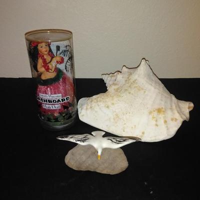 Hawaiian Dashboard Hula Doll Sweet KeAloha with large conch shell and seagull