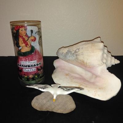 Hawaiian Dashboard Hula Doll Sweet KeAloha with large conch shell and seagull