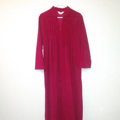 Three zip up Winter nightgowns XL & L Miss Elaine, Kayser, Croft & Barrow