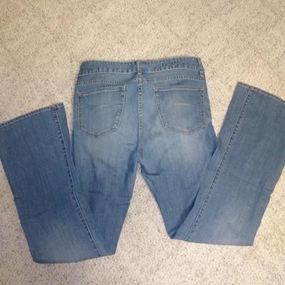 Two pair of Women's Jeans GAP & Gloria Vanderbilt Size 12 Long