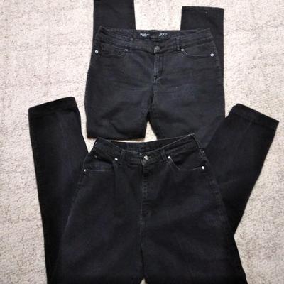 Two pair of Women's Jeans Lee Riders Size 12 L and The Limited Denim Size 14 R