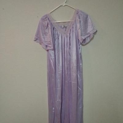 Women's Silk Nightgowns Originals by Elana, Sensual Cacique and others 14/16
