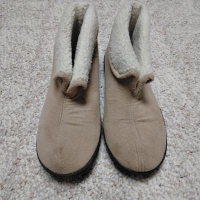 Three nice pairs of slippers Size Large